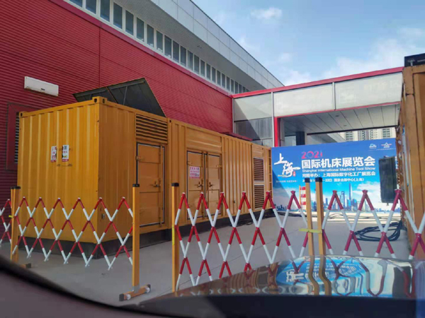 于洪出租发电机-柴油发电机和汽油发电机哪个更好一些?