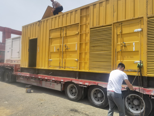 于洪发电机出租100KW发电机需要什么规格的电缆线？